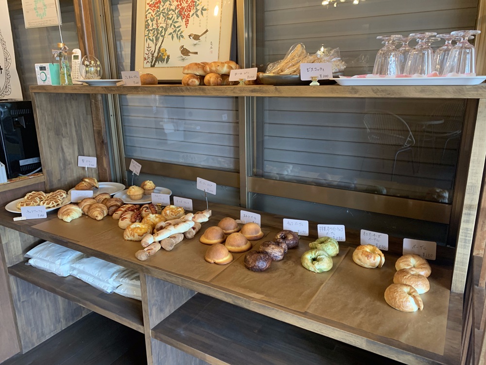 ベーカリーカフェ　ボンドミナ様