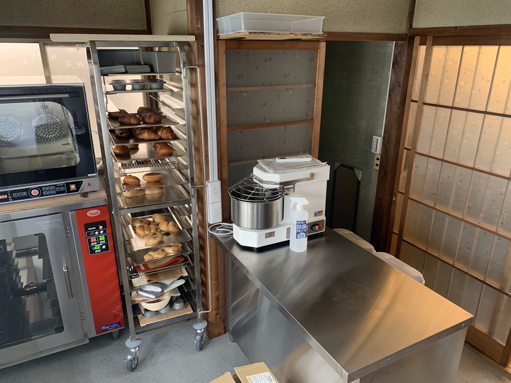 ベーカリーカフェ　ボンドミナ様