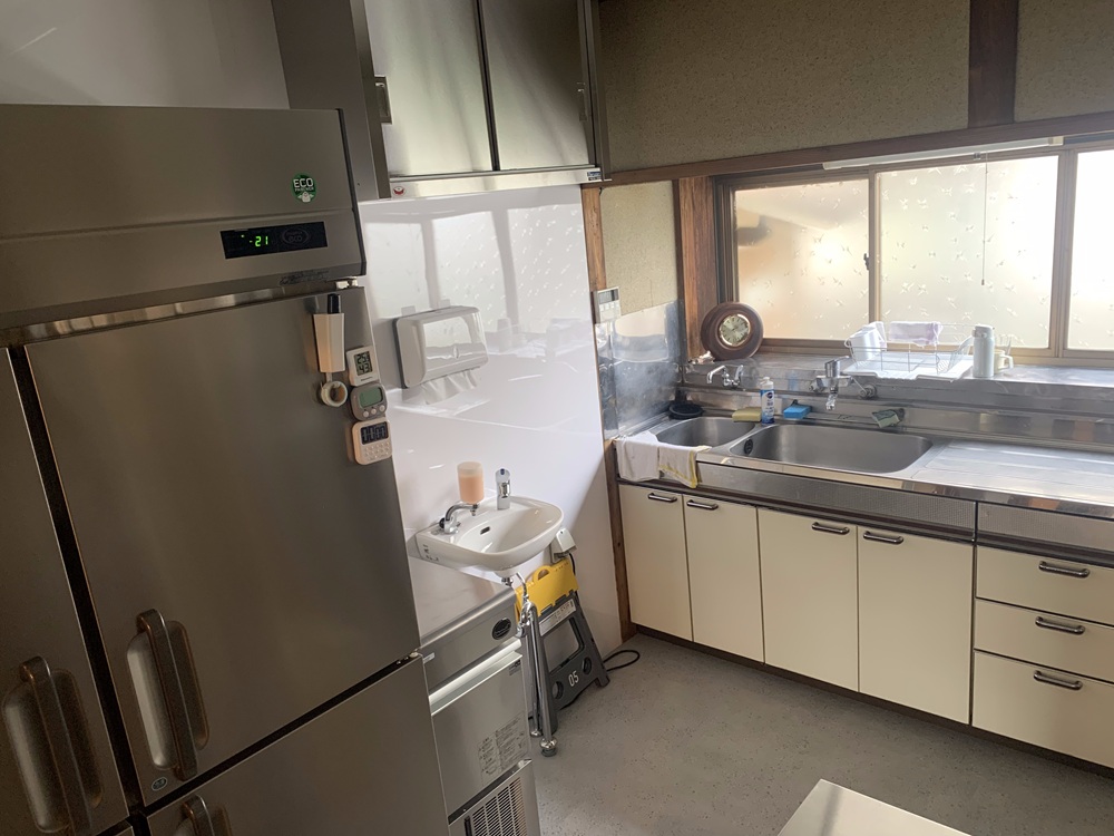 ベーカリーカフェ　ボンドミナ様