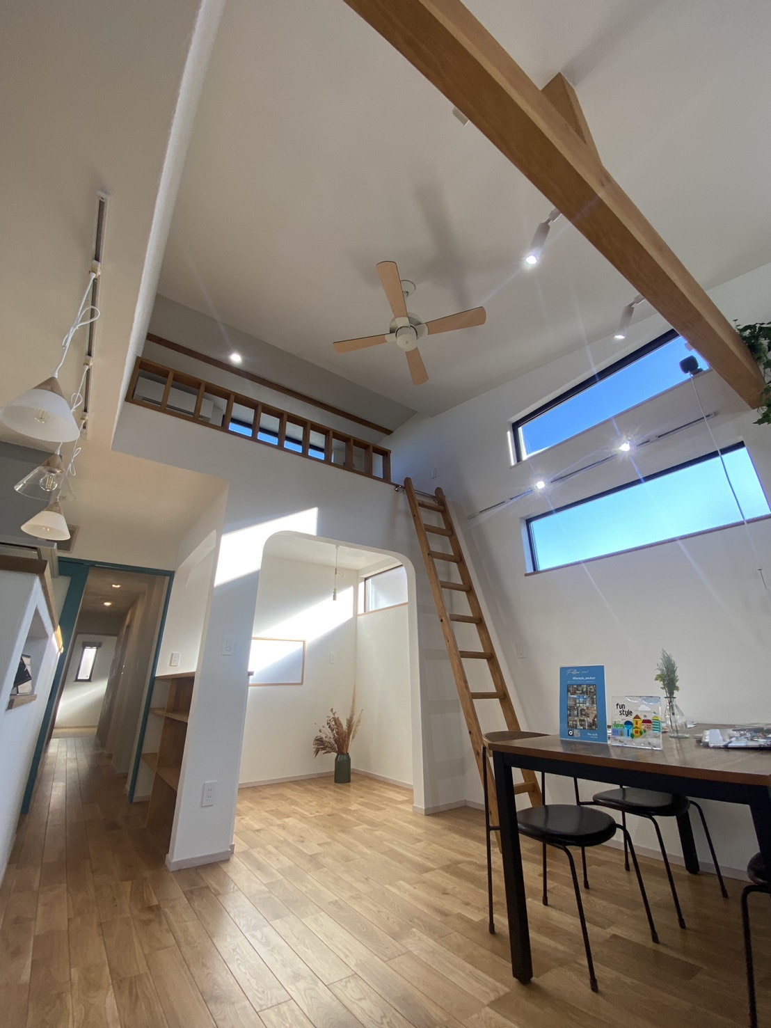 青空ヌックのある平屋