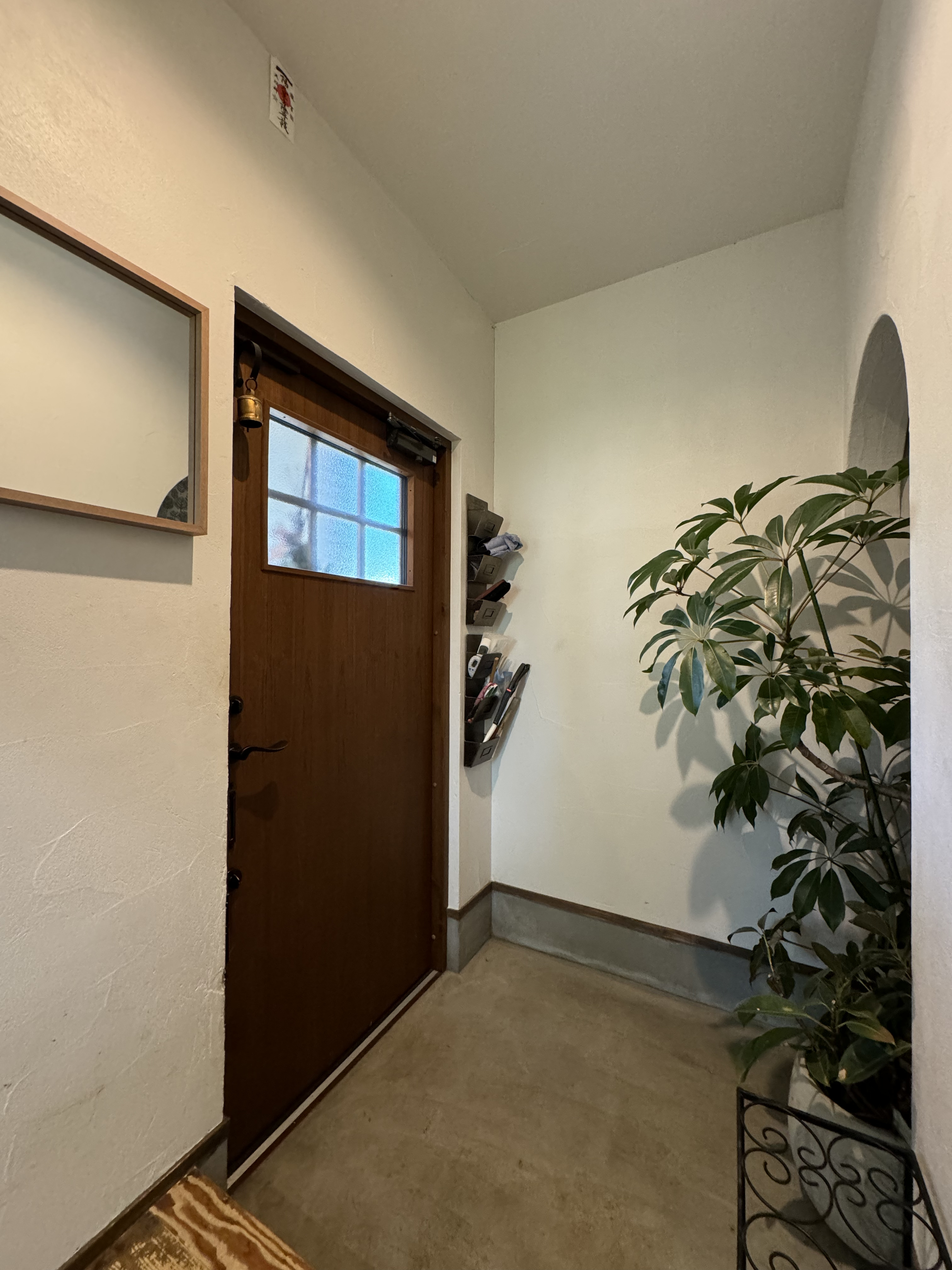 植物に囲まれた 癒しの家